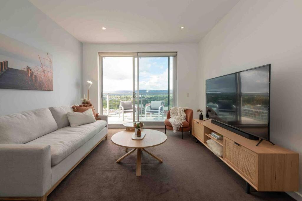 City Apartment, Pool & Carpark แอดิเลด ภายนอก รูปภาพ